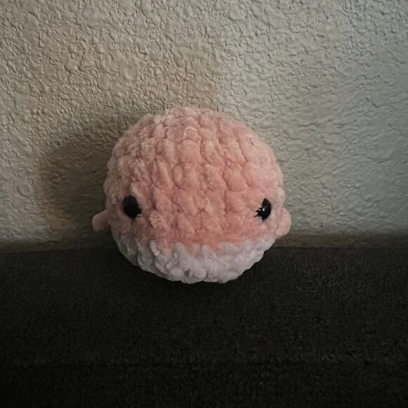 Crochet Whale-Pink - Picture 1 of 4